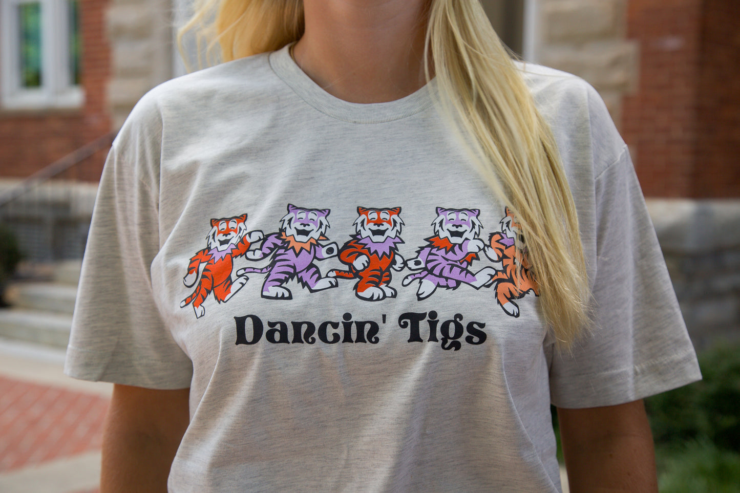 Dancin' Tigs