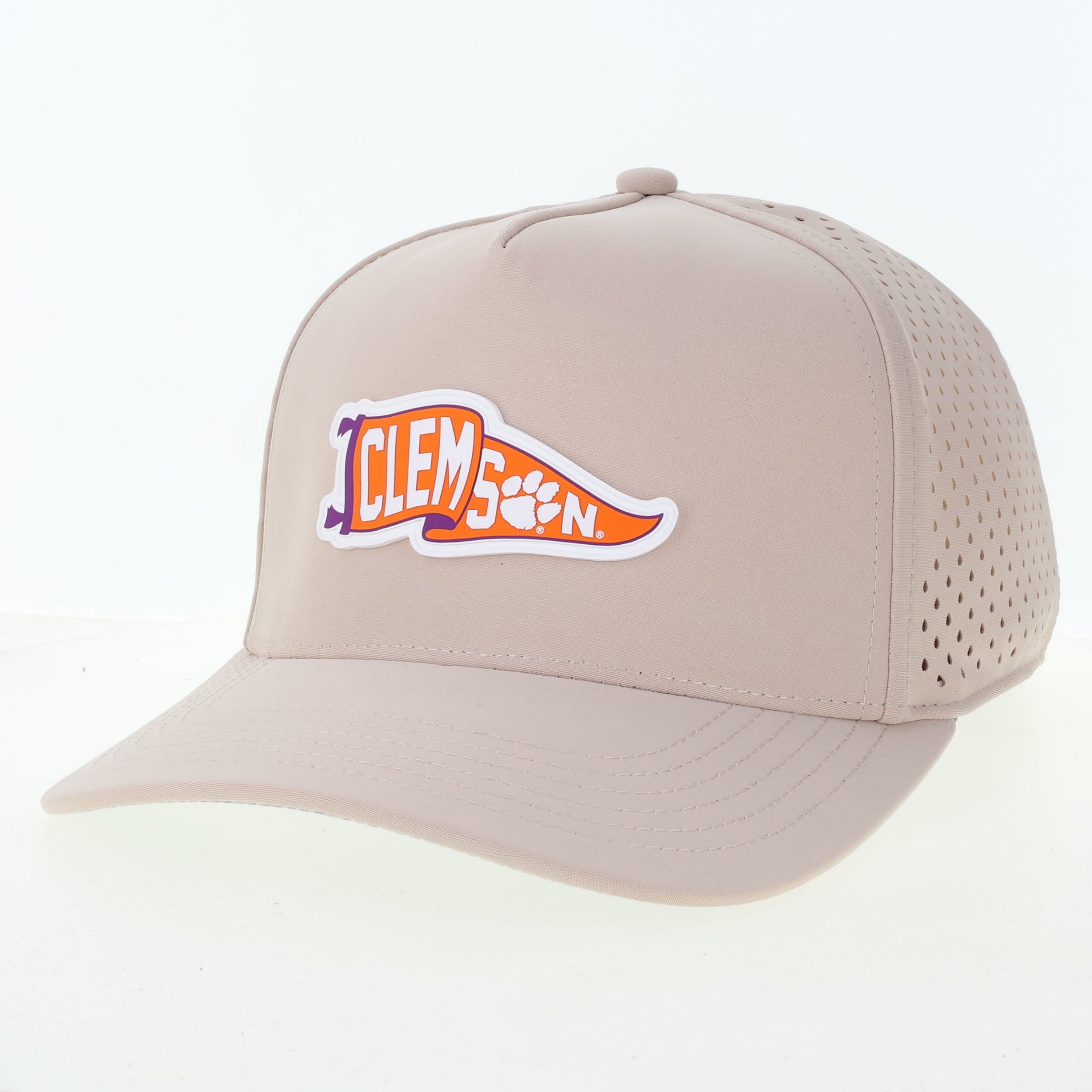 Roaring Pennant Cut Above Hat